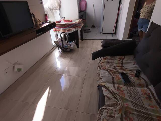 #489 - Apartamento para Venda em São Gonçalo - RJ
