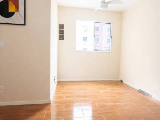 #519 - Apartamento para Venda em São Gonçalo - RJ